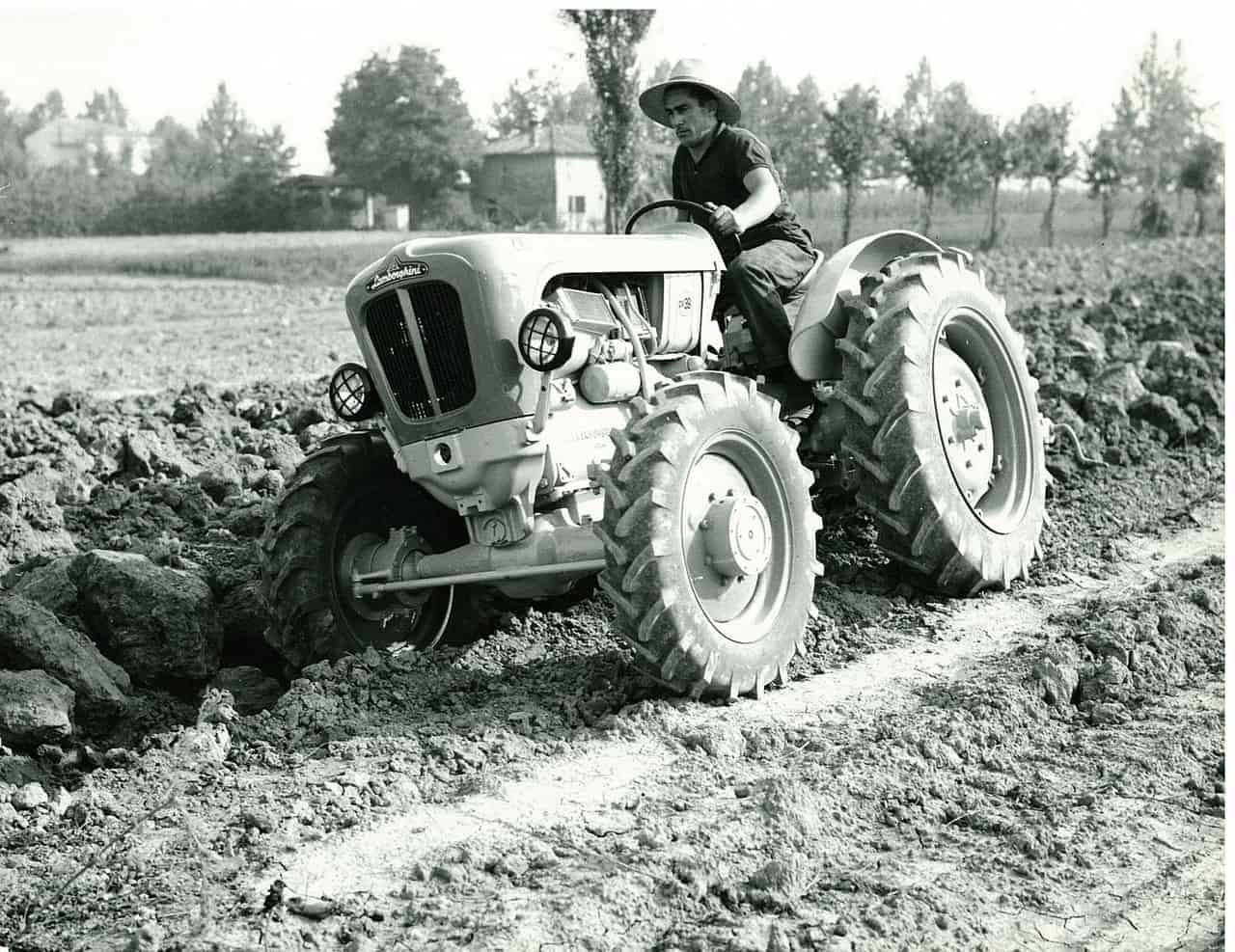 Як Lamborghini перетворила виклики на успіх: 5 ключових моментів історії - Фото №3