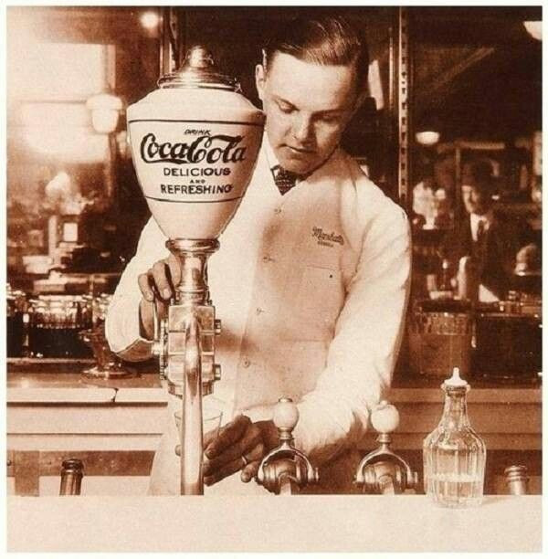 Топ 10 рекламних трюків Coca-Cola за 100 років - Фото №6