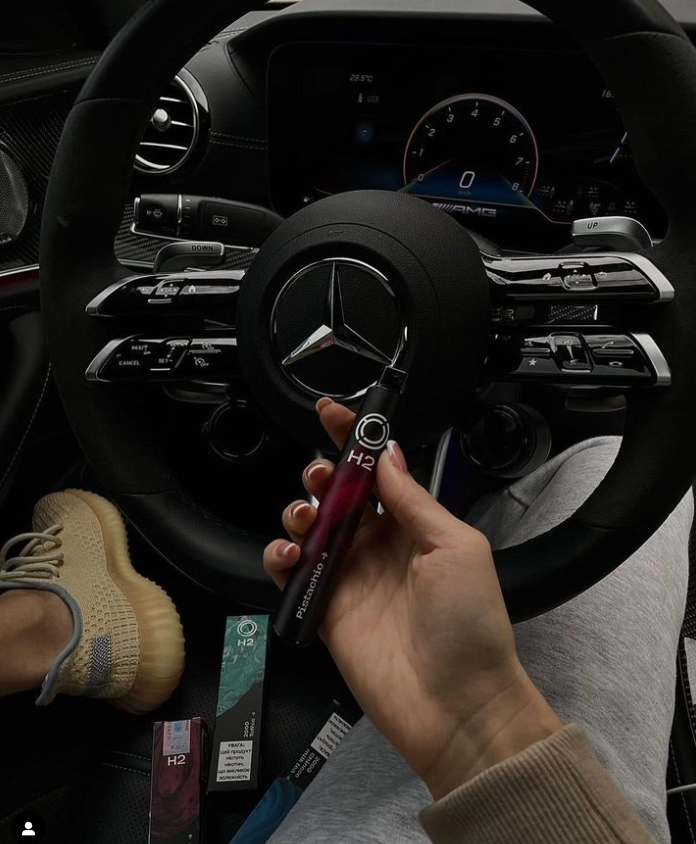 Photo #3: H2 - an e-cigarette brand Realization - Logo design and brand creation at Rocketmen Agency branding studio