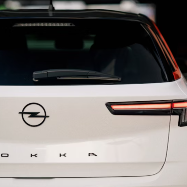 Логотип Opel: що приховує блискавка Blitz та як цей досвід використовувати у бізнесі