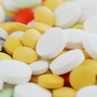 Як з'являються смішні назви ліків