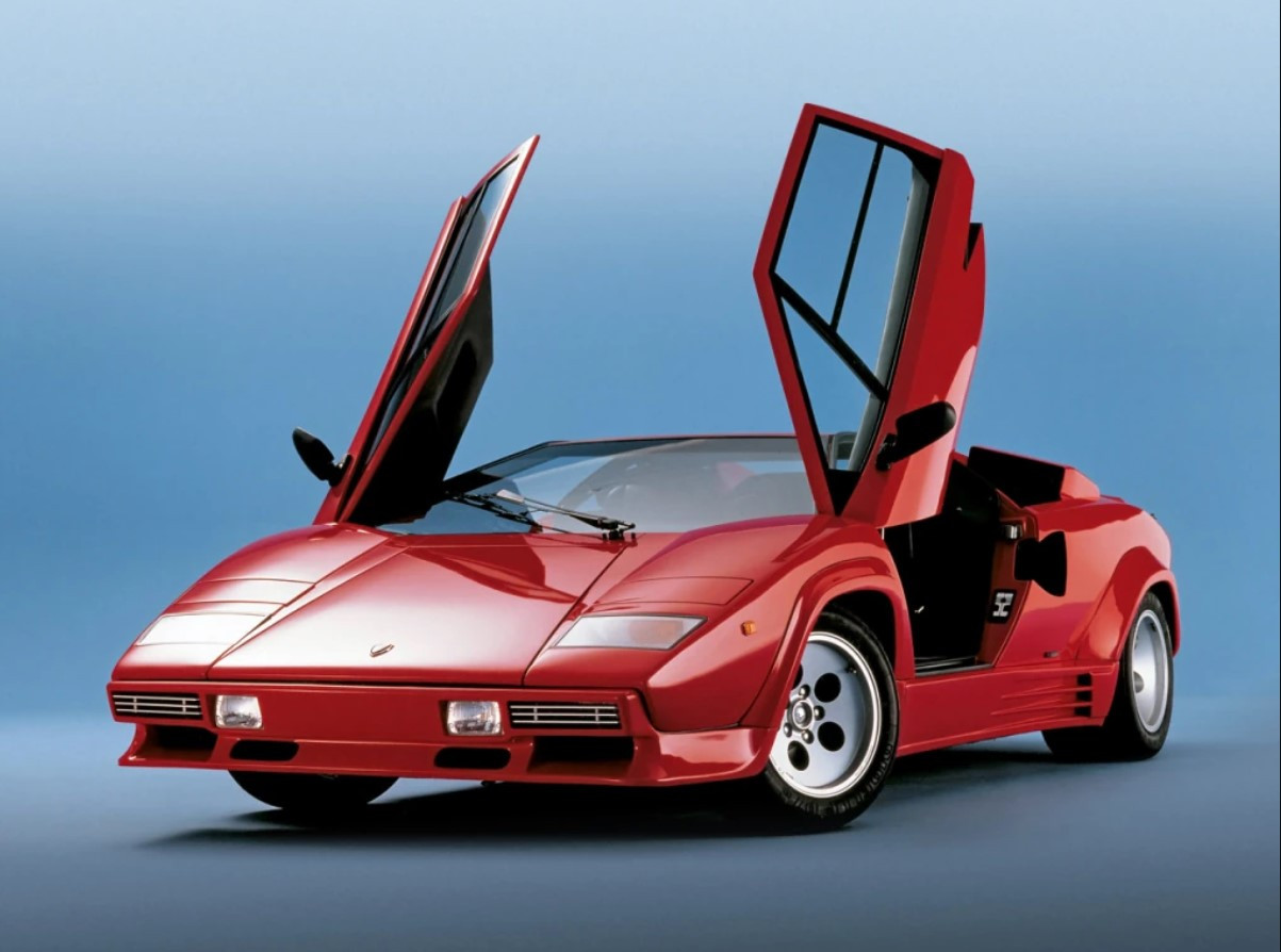 Как Lamborghini превратила вызовы в недостижимый результат: 5 ключевых моментов истории - Фото №14