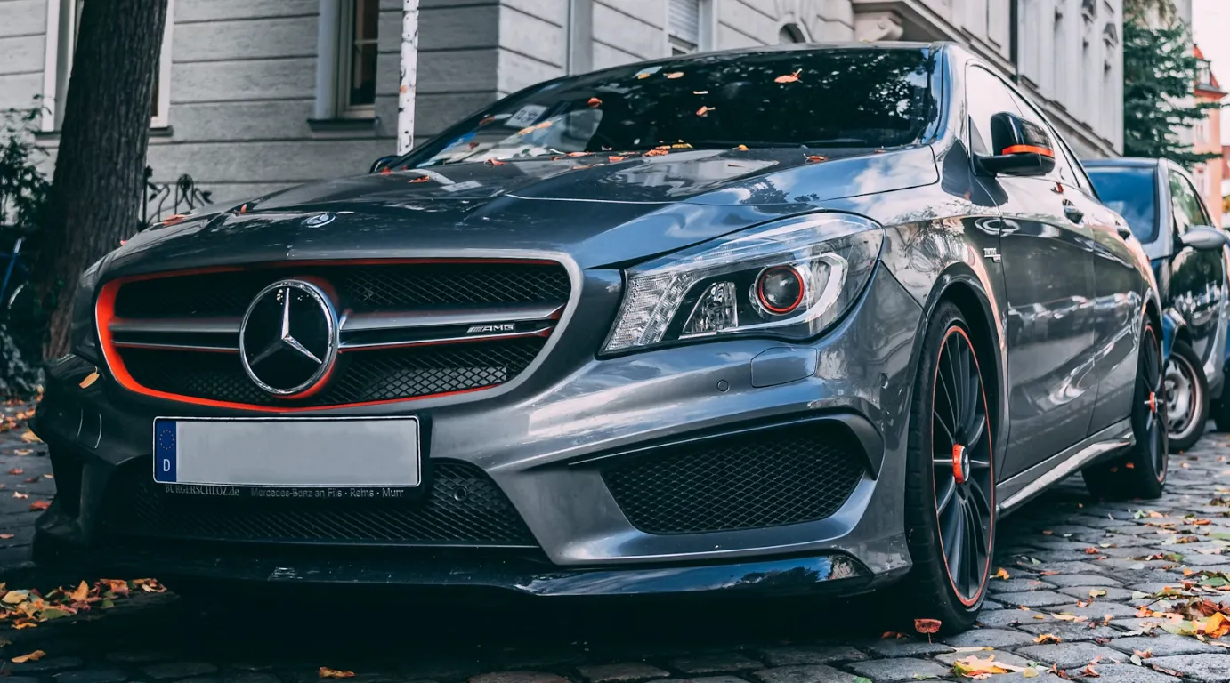 Знак Мерседес: пример совершенной айдентики, выстроенной без ошибок - Фото №1