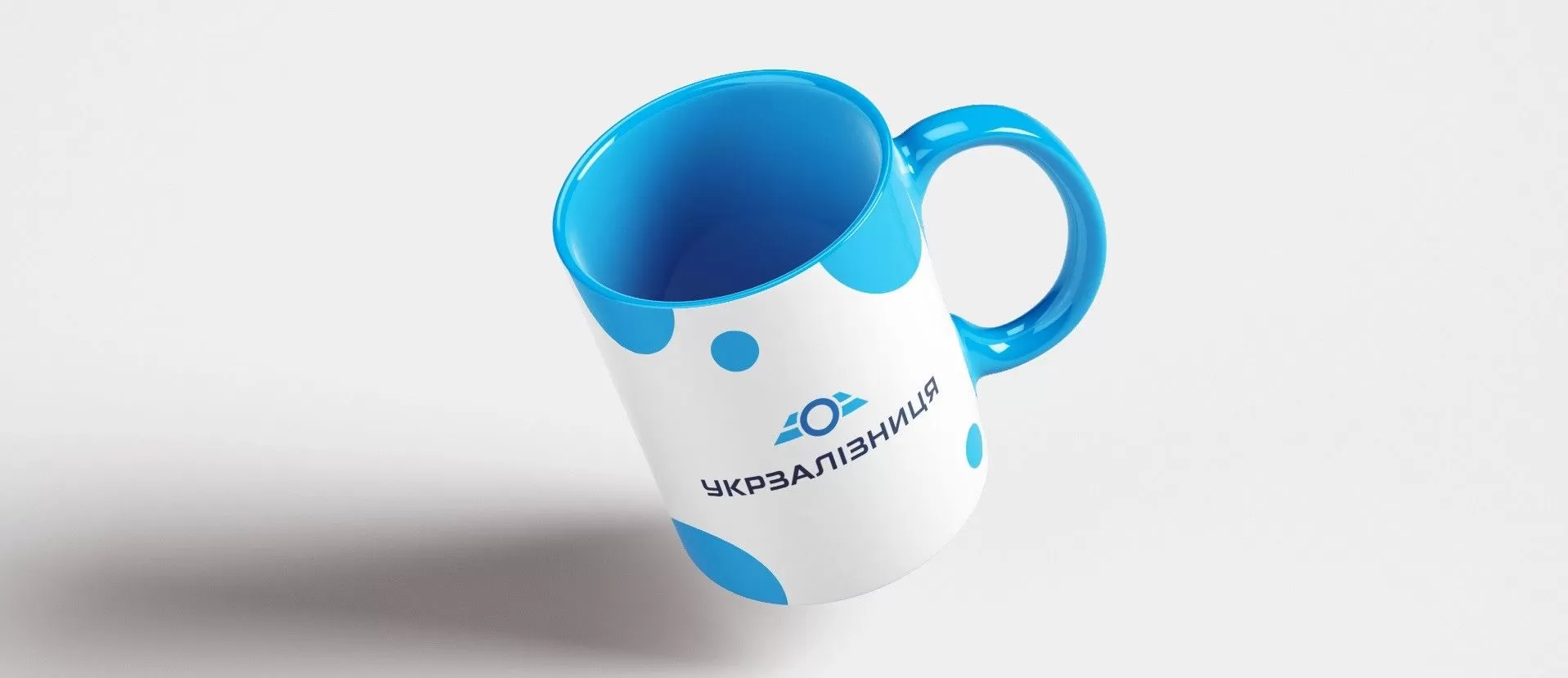 Фото №7: Компания Укрзалізниця - Разработка логотипа и создание бренда в студии брендинга Rocketmen Agency