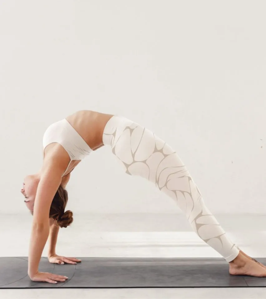 Фото №12: Femali - Разработка логотипа и создание бренда в студии брендинга Rocketmen Agency