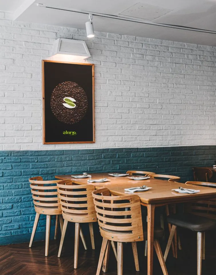 Фото №9: Slurp - кофейный шоурум в Киеве - Разработка логотипа и создание бренда в студии брендинга Rocketmen Agency